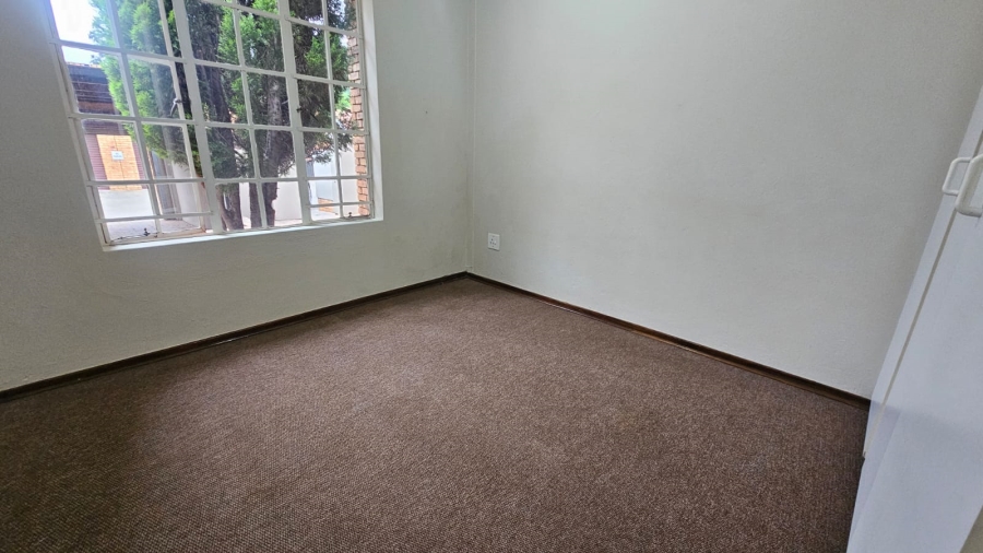 3 Bedroom Property for Sale in Safari Gardens North West